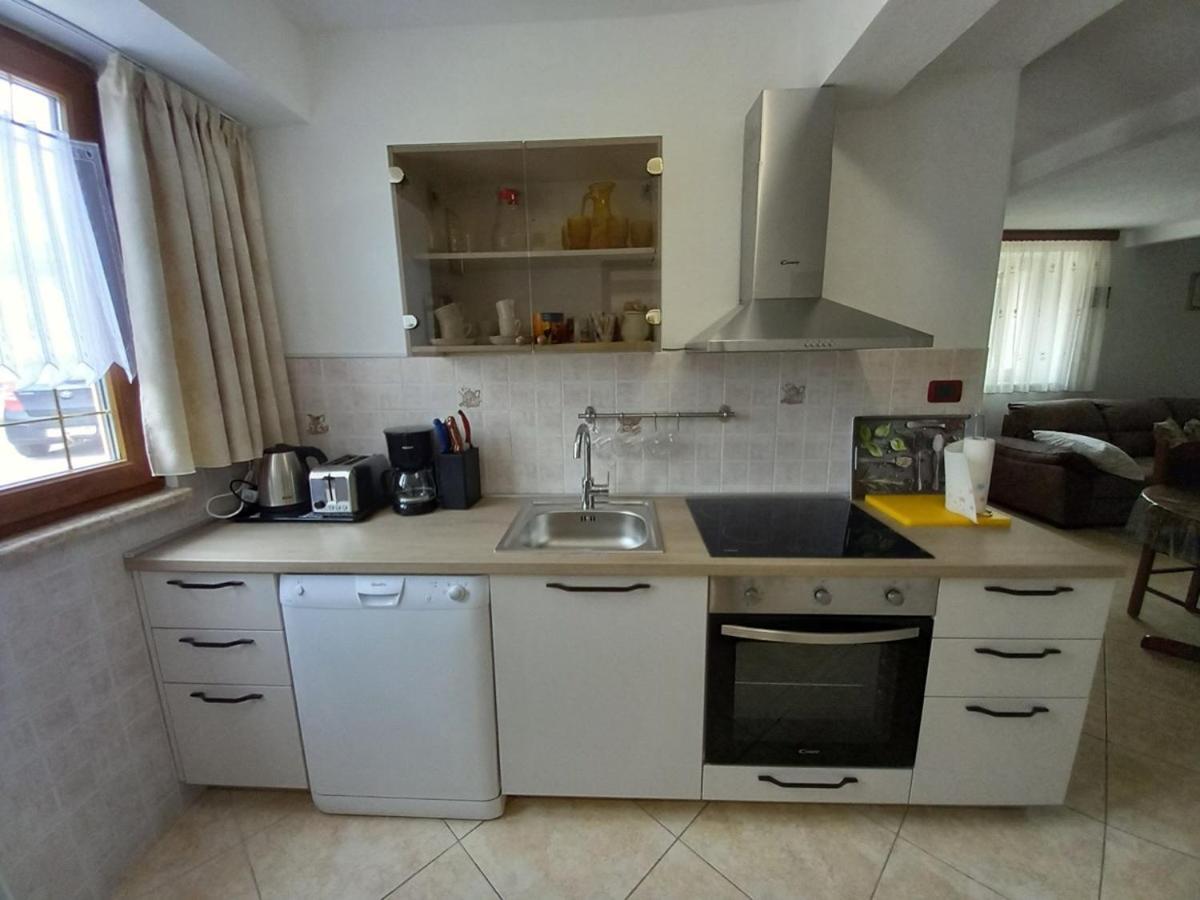 Apartments Faris กานฟานาร์ ภายนอก รูปภาพ